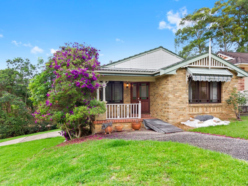 1 Hawks Nest Place, Surfside, NSW 2536