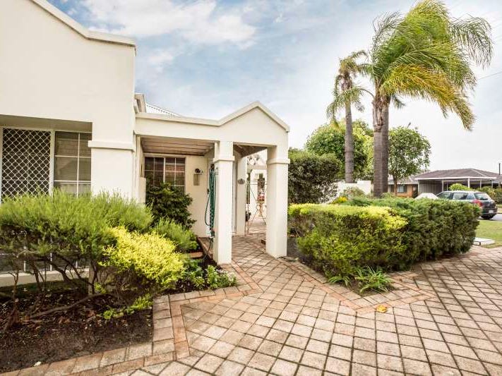 1 373 Crawford Road Dianella WA 6059 Property Details