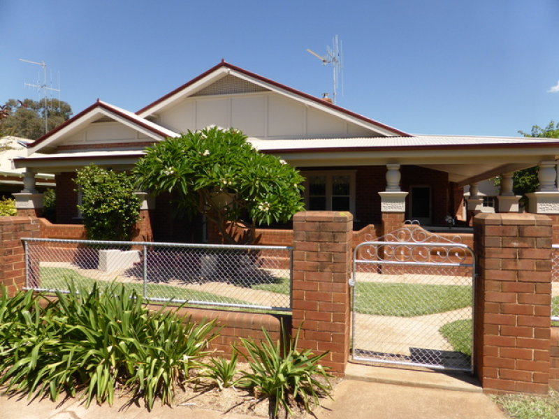 382 Clarinda Street, Parkes, NSW 2870 Property Details