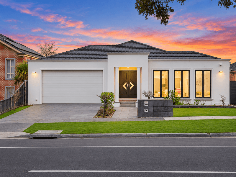 228 Karoo Road, Rowville