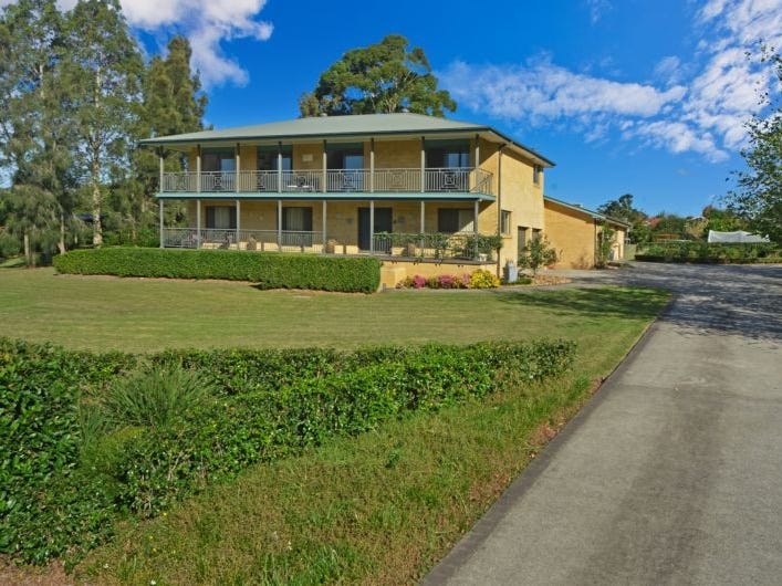 38 Tartarian Crescent, Bomaderry, NSW 2541 Property Details