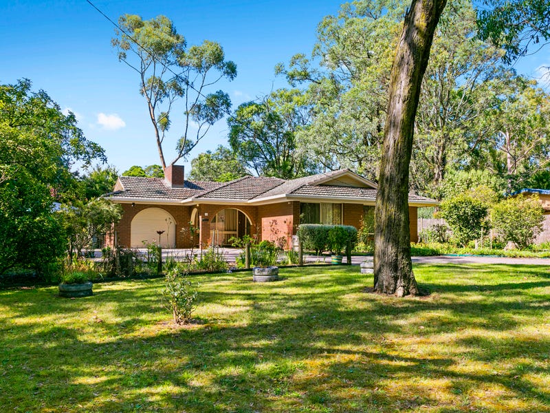 11 Station Road, Red Hill, VIC 3937
