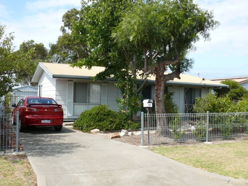 52 Wellington Street, Paynesville, Vic 3880 Property Details
