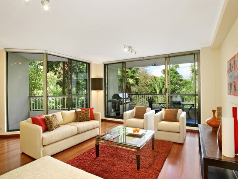 61/4 New Maclean Street, Edgecliff, NSW 2027 Property Details