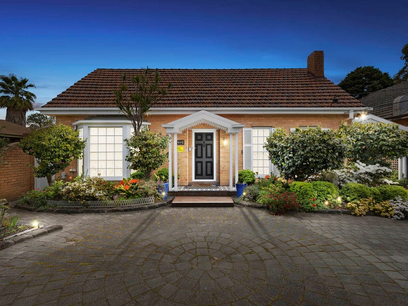 11 Capitol Avenue, McKinnon, Vic 3204 Property Details