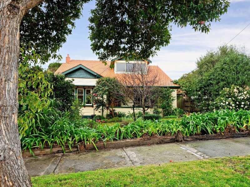 5 Ashmore Avenue, Mordialloc, Vic 3195 Property Details