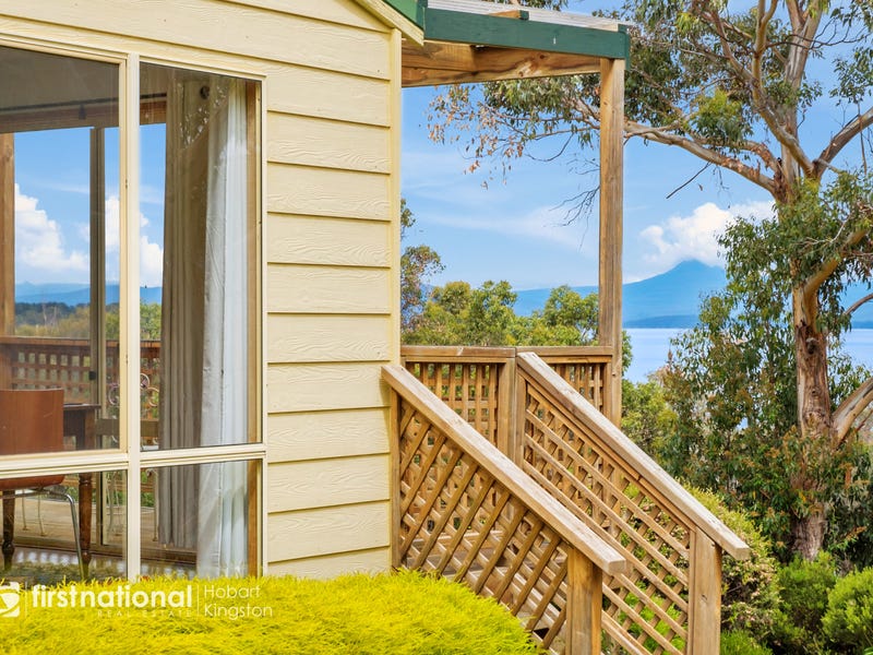 52 Ritchie Street, Alonnah, Tas 7150 Property Details