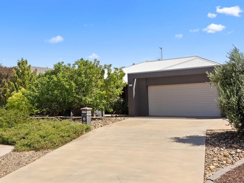 34 McIvor Forest Drive, Junortoun, Vic 3551 Property Details