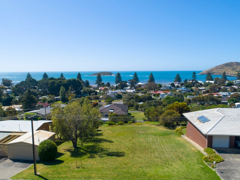 8 Seacrest Avenue, Encounter Bay, SA 5211