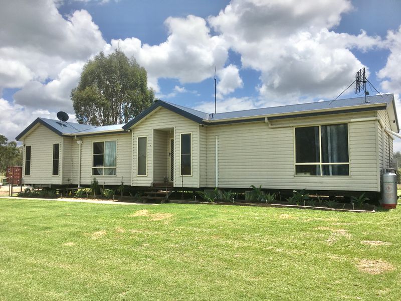 5 Bedroom Properties for Sale in Yarraman, QLD 4614