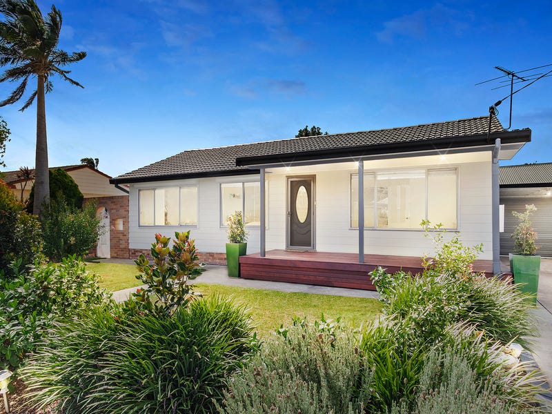 11 Adams Street, Heddon Greta, NSW 2321