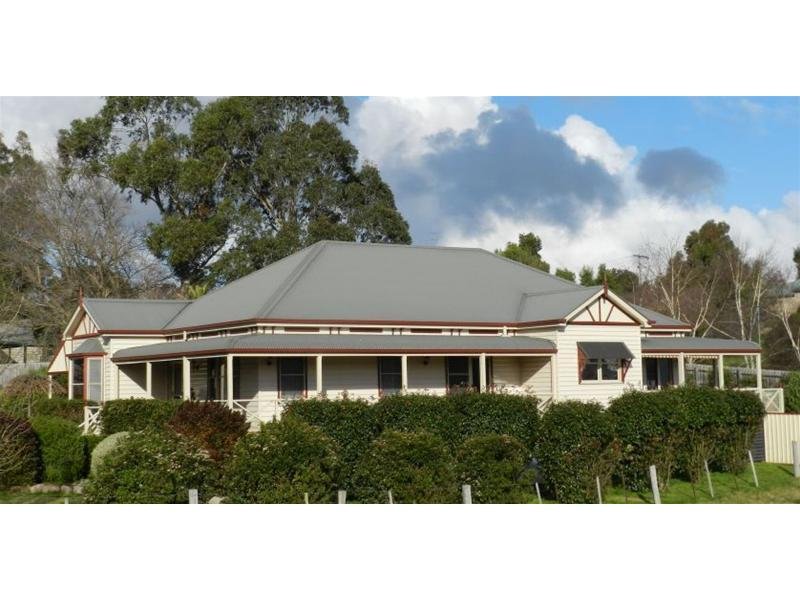 185 Wallace Street, Bairnsdale, Vic 3875 Property Details