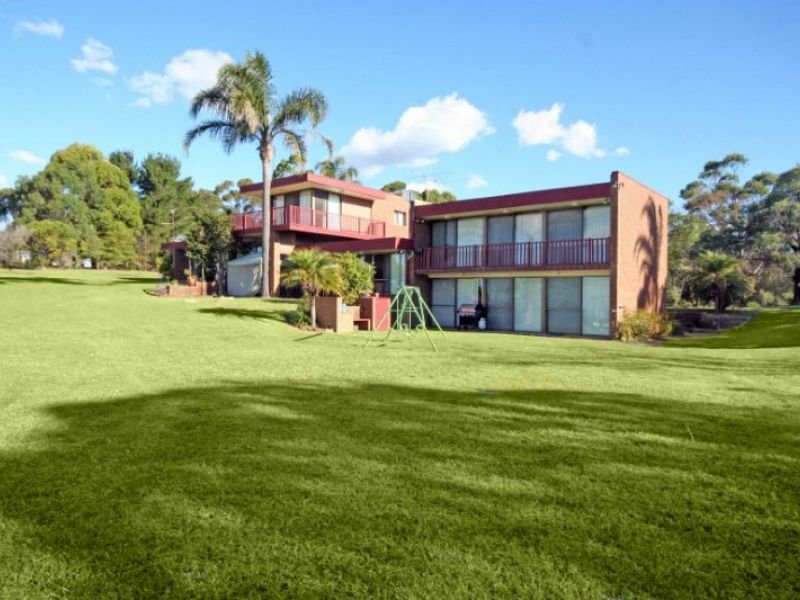 15 Plateau Drive, Razorback, NSW 2571