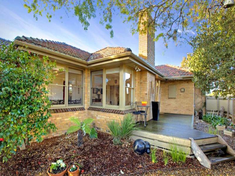 11 Laura Street, Aspendale, Vic 3195 Property Details