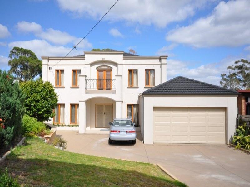 7 Arnold Grove, Doncaster, VIC 3108