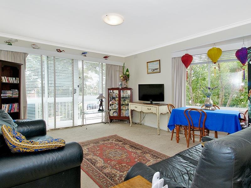 5/3 Violet Street, Essendon, Vic 3040 Property Details