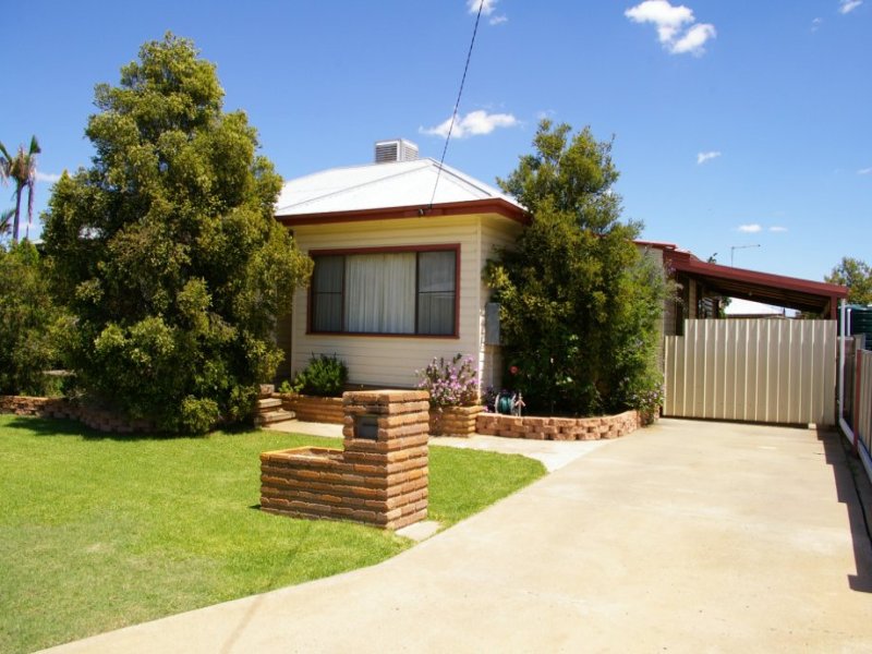 5 William Morris Avenue, Narrabri, NSW 2390 Property Details