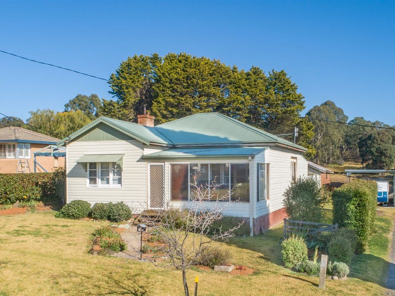 10S Towers St, Walcha, NSW 2354 House for Sale