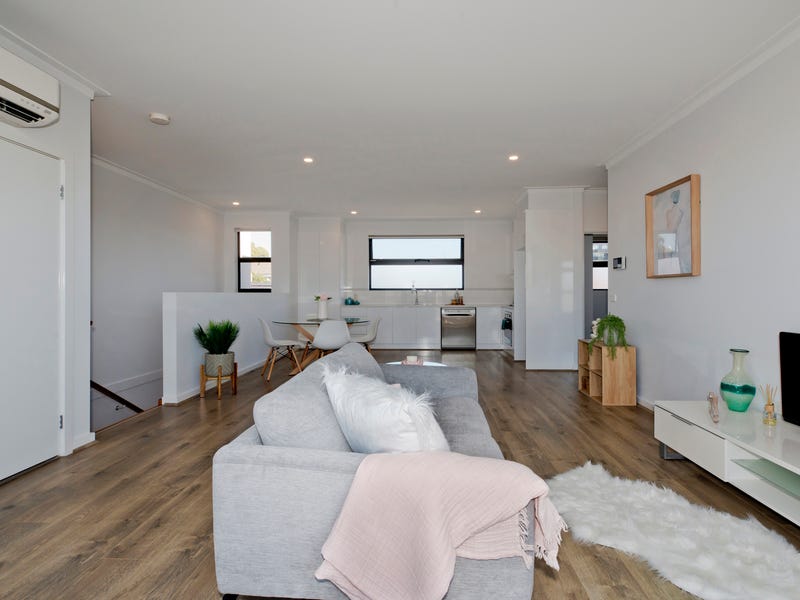 5/15 Clifton Grove, Preston, Vic 3072 Property Details