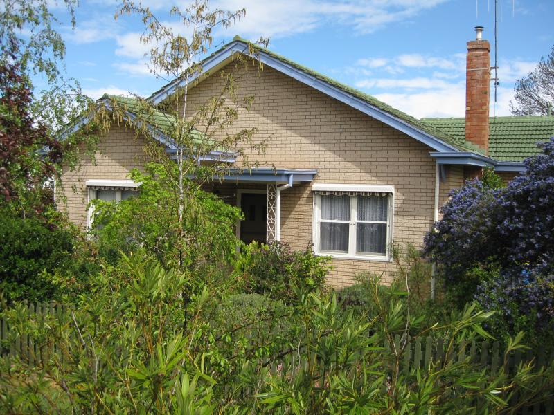 21 Richards Road, Castlemaine, Vic 3450 Property Details