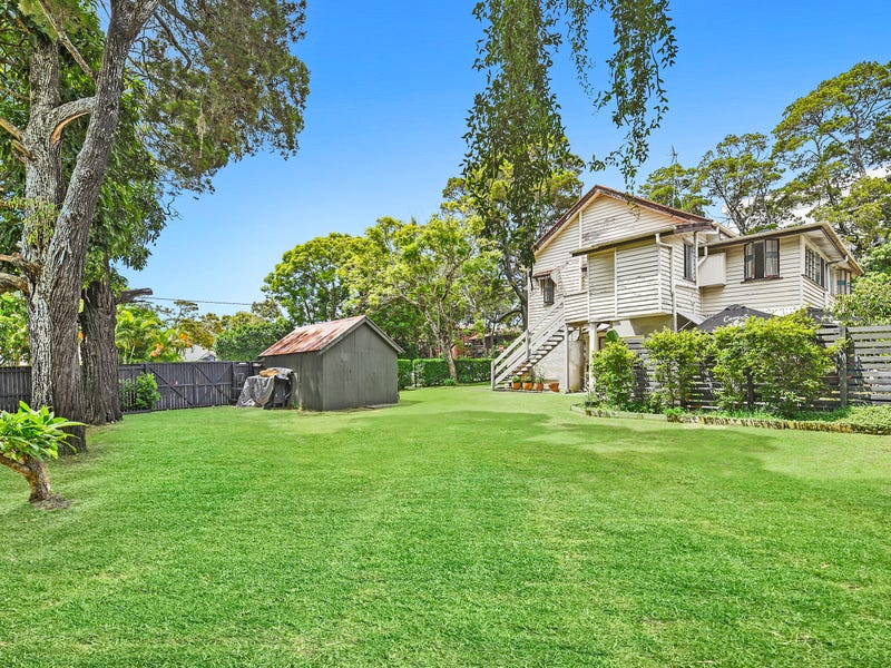 8 Chester Terrace, Southport, QLD 4215