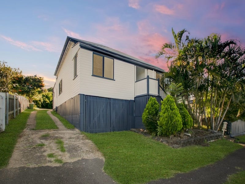 27 Pine Mountain Road, North Ipswich, QLD 4305