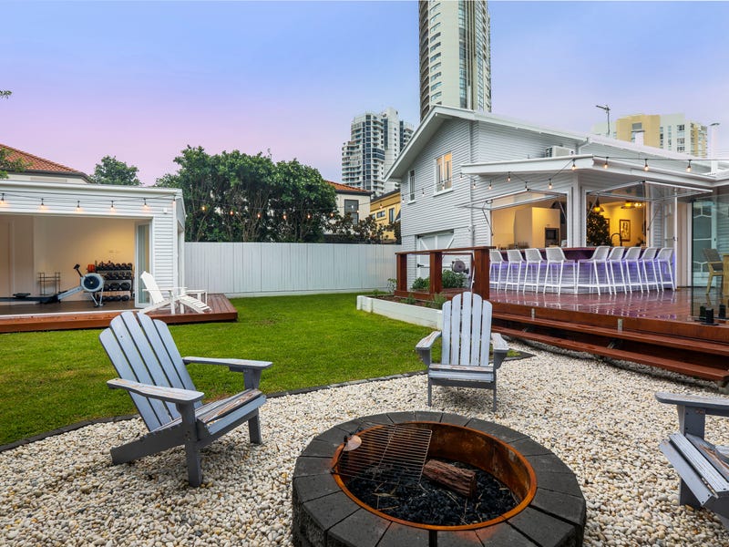 34 Tedder Avenue Main Beach Qld 4217 Realestate Com Au