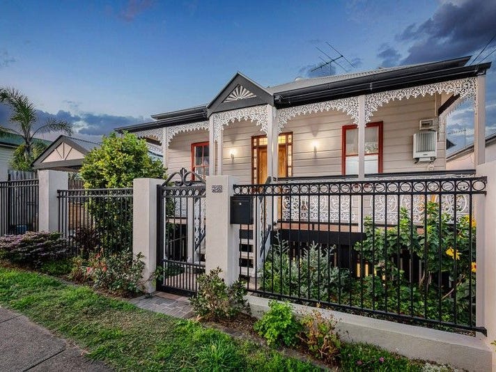 26 Chermside Street, Highgate Hill, QLD 4101