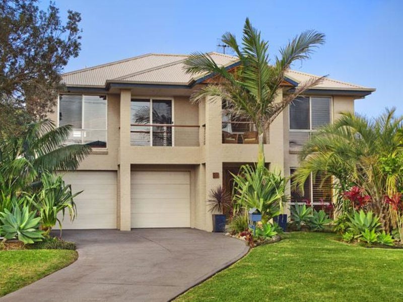 34 Lake Street, North Avoca, NSW 2260