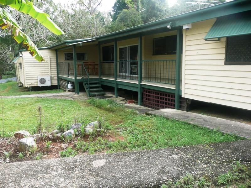 1315 Winston Road, Sheldon, Qld 4157 Property Details