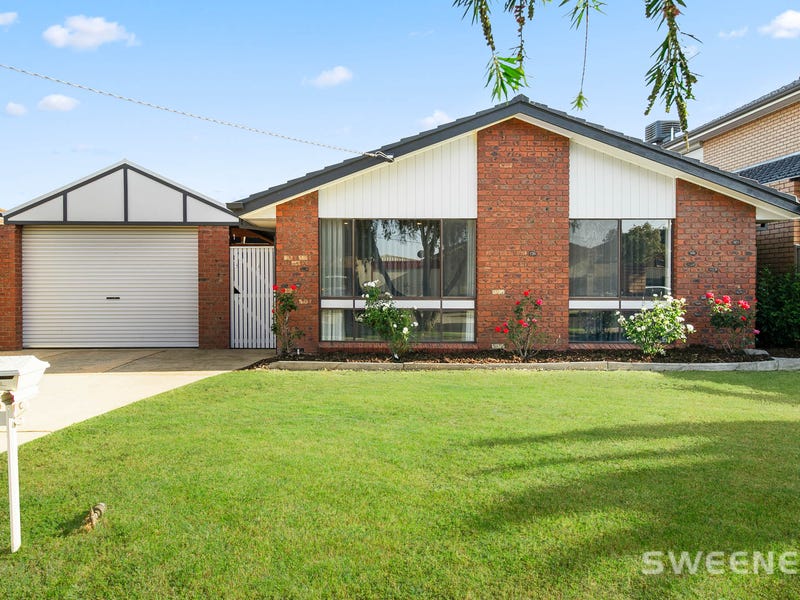18 Roach Drive, Altona Meadows, VIC 3028