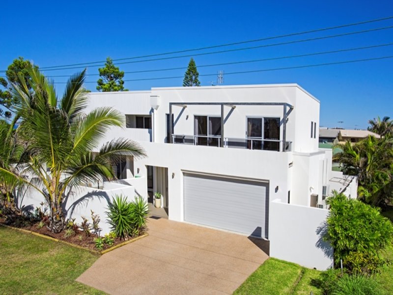 1/2 Richard Street, Emu Park, QLD 4710