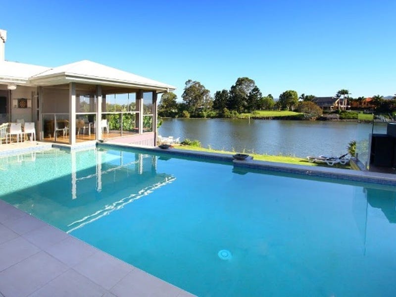 4003 Royal Pines Resort, Benowa, Qld 4217 Property Details
