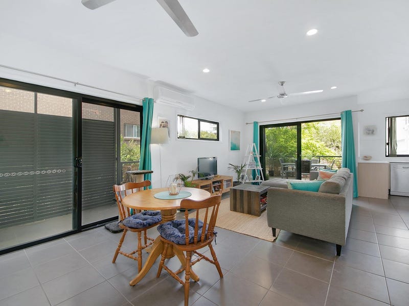 4/28 Hood Street, Sherwood, Qld 4075 Property Details