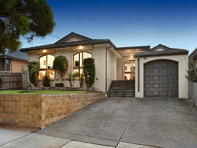 2 Marcella Court, Oakleigh East, VIC 3166