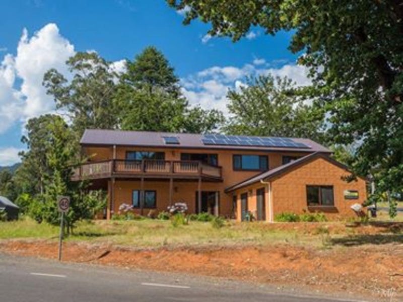 5 Pack Road, Marysville, Vic 3779 Property Details