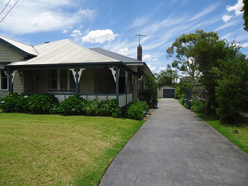 57 Portico Parade, Toongabbie, NSW 2146