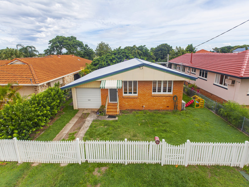 55 Albert Street, Margate, Qld 4019 Property Details