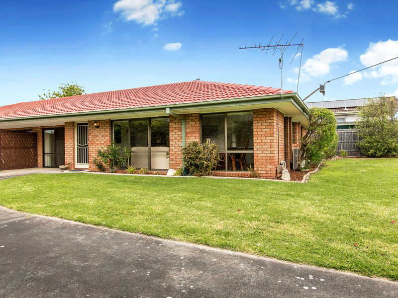 Unit 1, 5 Warranilla Avenue, Rosebud, Vic 3939 Property Details