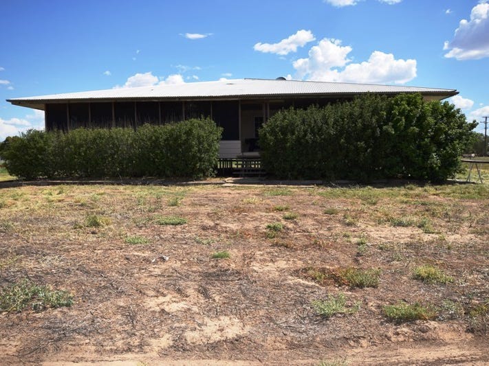 11 St Catherine Street, Isisford, Qld 4731 Property Details