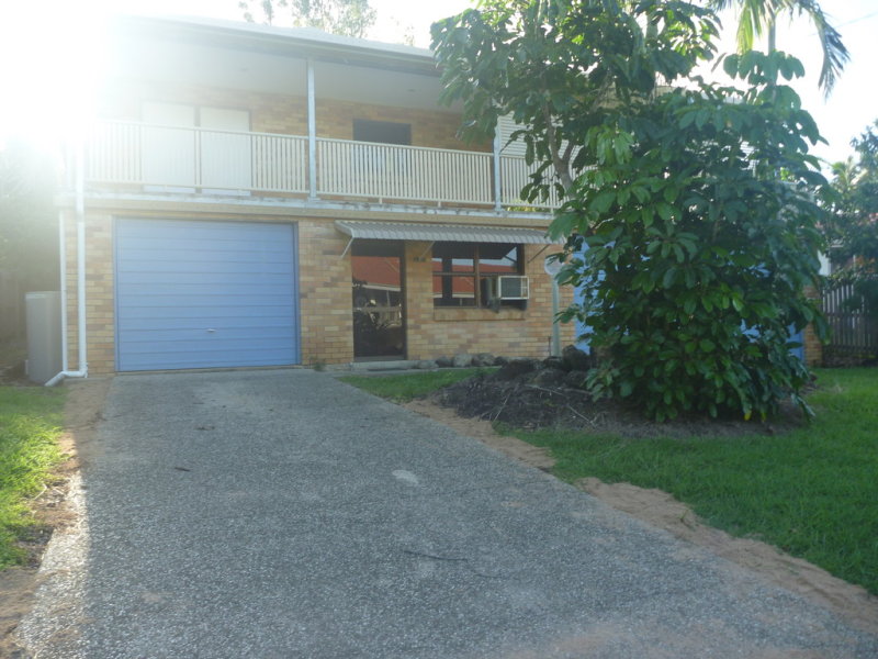 6 Pleasant Drive, Cannonvale, QLD 4802