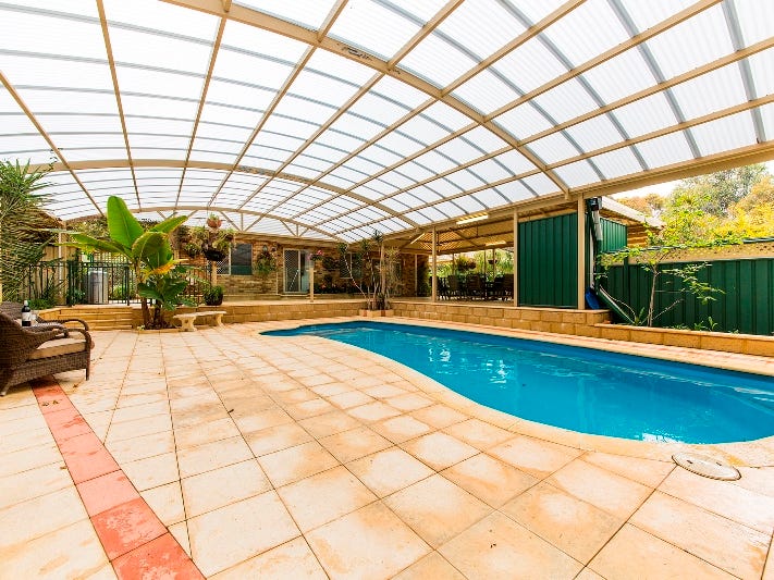 236 Holmes Road, Forrestfield, WA 6058 Property Details