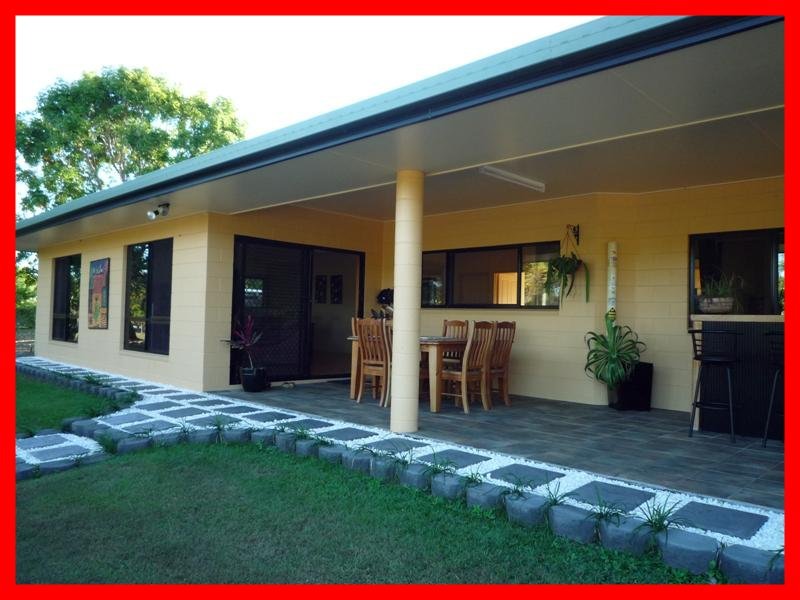 41 Paradise Palm Drive, Tully Heads, QLD 4854