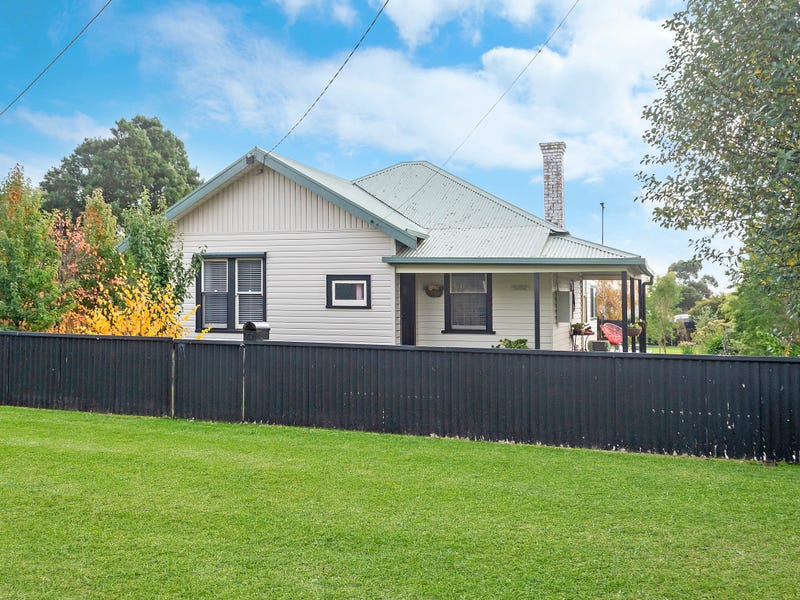70 Grey Street, Terang, Vic 3264 Property Details