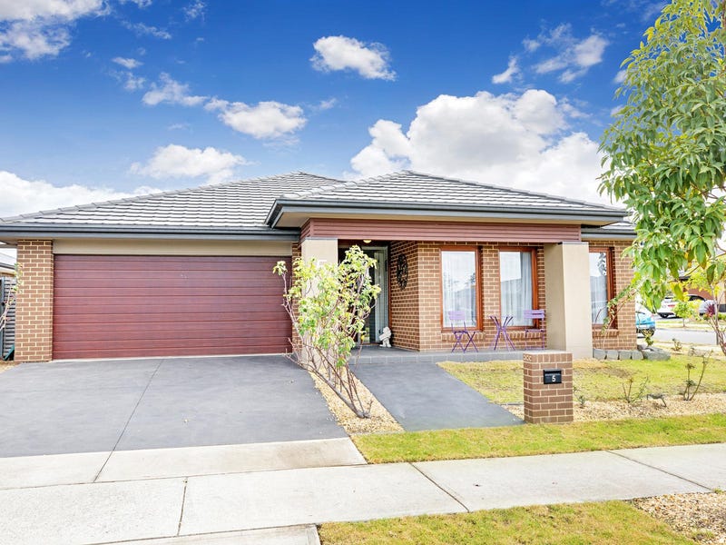 5 Illoura Way Jordan Springs NSW 2747 House for Sale