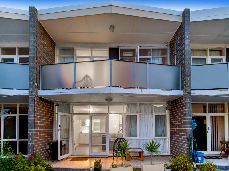 4/56 Gould Street, Frankston, Vic 3199 Property Details