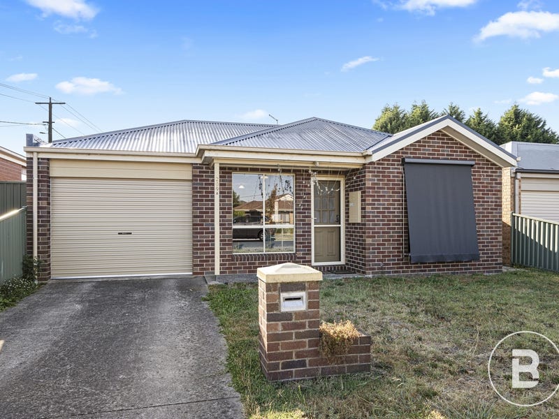 209A Spencer Street, Sebastopol, Vic 3356 Townhouse for Sale