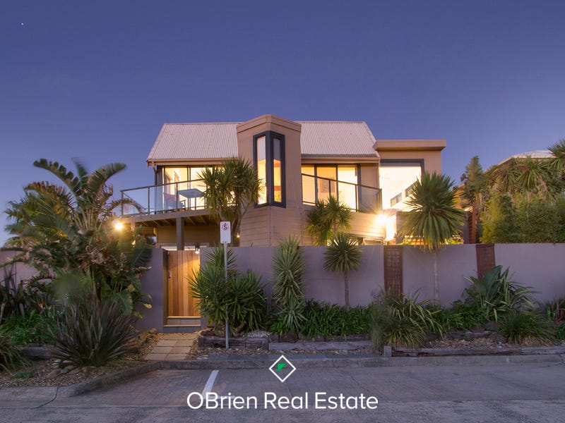 2 Monica Avenue, Bonbeach, VIC 3196