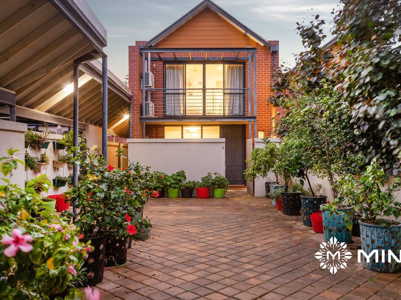 8/27 Burns Street, North Fremantle, WA 6159