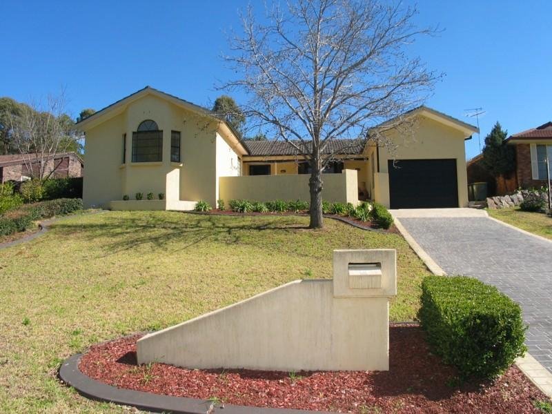 16 Arnold Avenue, Camden South, NSW 2570